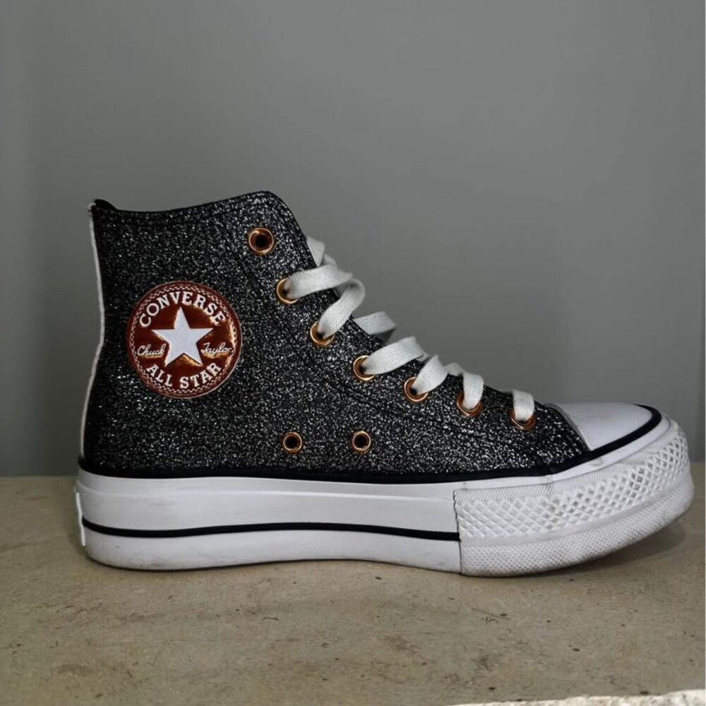 Brand New Sparkly Converse 7W